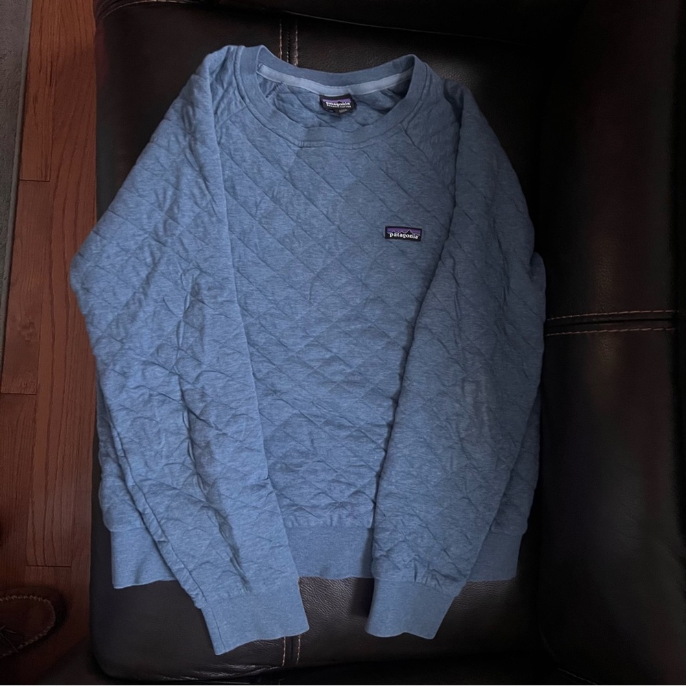 Patagonia women’s Blue Sweater